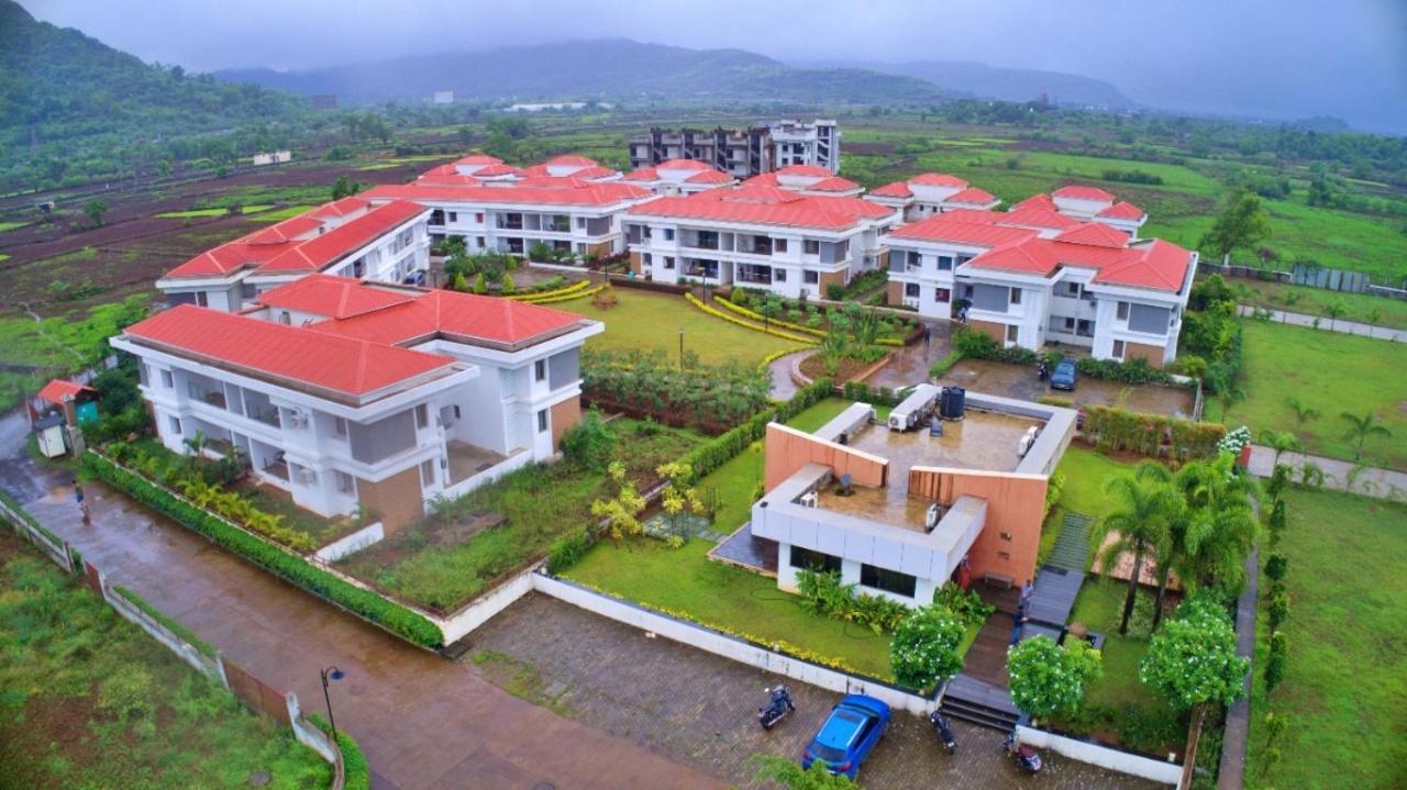Mizzle Exotica Lonavala Apartment Exterior photo