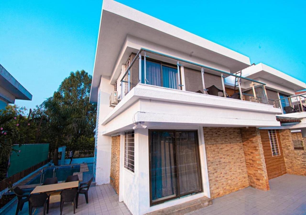 Mizzle Exotica Lonavala Apartment Exterior photo